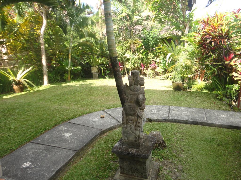 Bali Putra Villa أوبود الغرفة الصورة